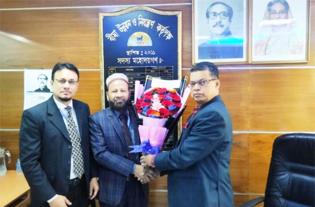 আইডিআরএ’র নতুন সদস্য বিশ্বজিৎ ভট্টাচার্যকে সাউথ এশিয়া ইন্স্যুরেন্সের শুভেচ্ছা