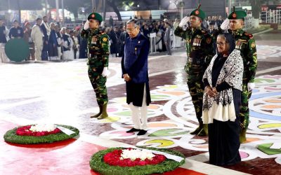 একুশের প্রথম প্রহরে রাষ্ট্রপতি-প্রধানমন্ত্রীর শ্রদ্ধা