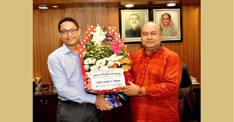 বিএসইসি চেয়ারম্যানকে আইসিবি’র ফুলেল শুভেচ্ছা
