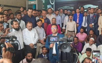 সোনালী লাইফে বরখাস্তকৃত কর্মকর্তাদের পুনর্বহাল দাবীতে তীব্র আন্দোলন