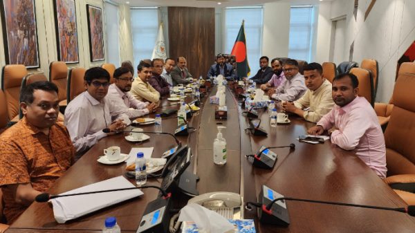 সংবাদিকদের সাথে বিএসইসি চেয়ারম্যানের মতবিনিময় সভা