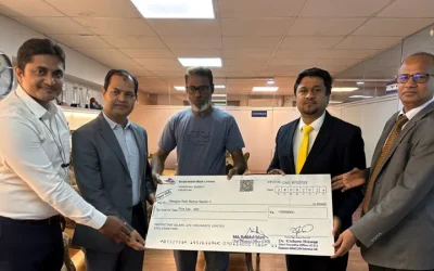 প্রোটেক্টিভ ইসলামী লাইফের ৫ লাখ টাকার মৃত্যুদাবির চেক হস্তান্তর