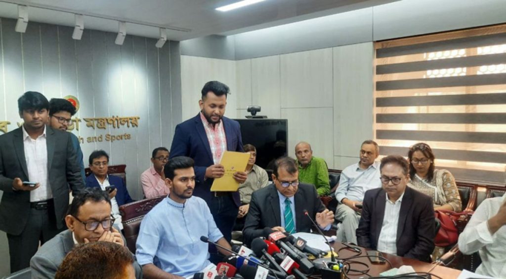 একশ দিনে ৮৬২৭৭ জনের কর্মসংস্থান করেছে অন্তর্বর্তী সরকার