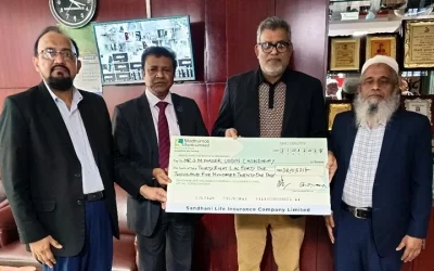 মেয়াদোত্তর বীমা দাবির চেক হস্তান্তর করল সন্ধানী লাইফ