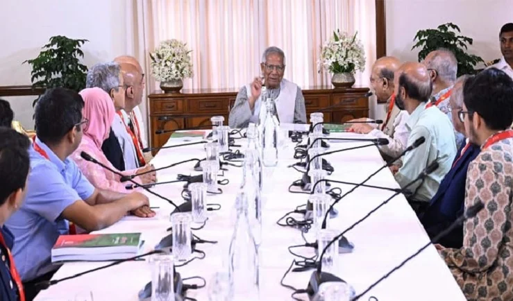স্বাস্থ্য খাত সংস্কার কমিশনের সুপারিশ দ্রুত বাস্তবায়নে প্রধান উপদেষ্টার নির্দেশ