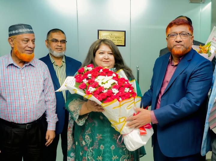 আইডিআরএ’র চেয়ারম্যানকে এনআরবি লাইফের শুভেচ্ছা