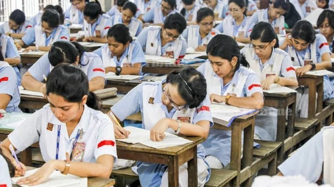 এইচএসসি ও সমমান পরীক্ষা শুরু হচ্ছে কাল